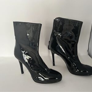 Shiny Black Patent Leather Heeled Boots